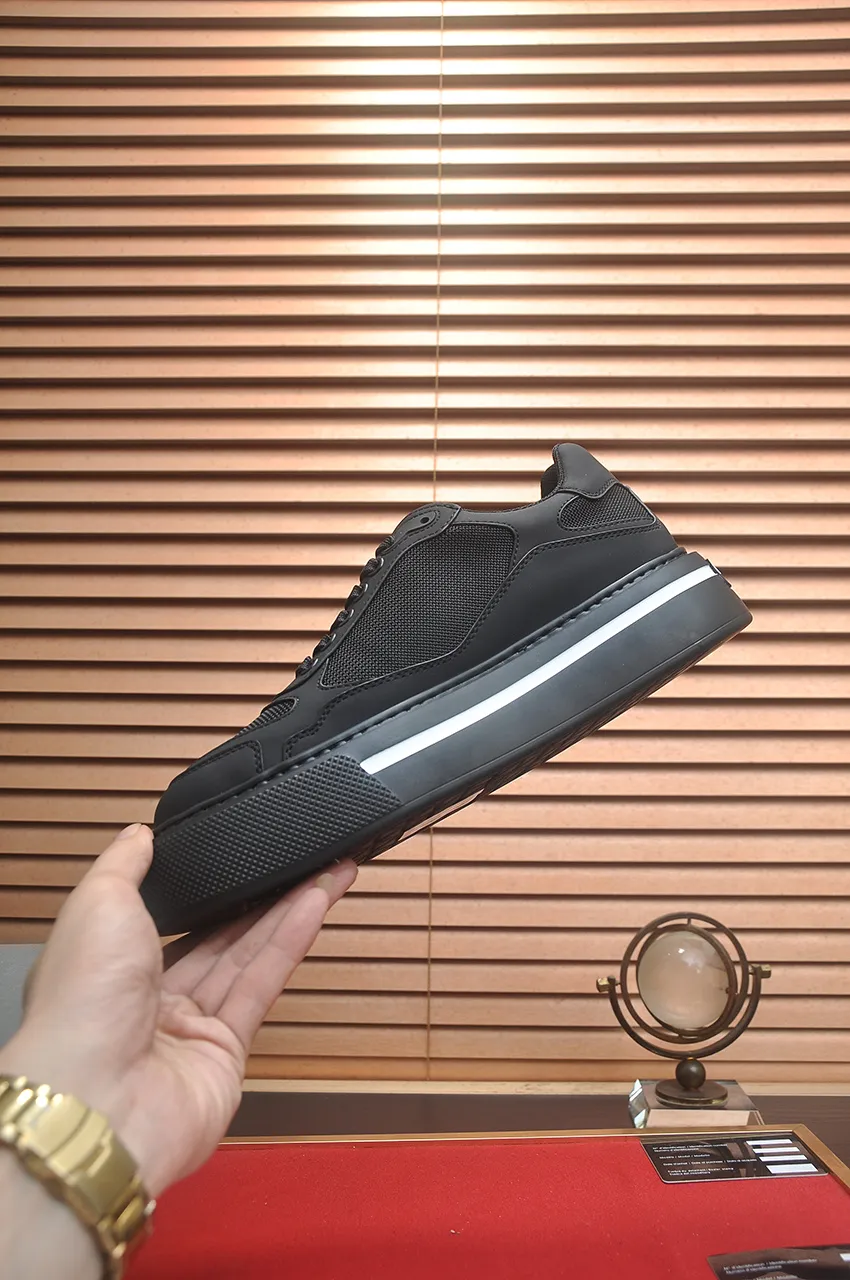 Men's shoes 💰580💶【PRADA】Top original, new season, high quality original goods, top imported calfskin with original imported glue, imported cowhide inside with original cowhide feet, original outsole! Quality guaranteed! Code 38-45 (45 customized)